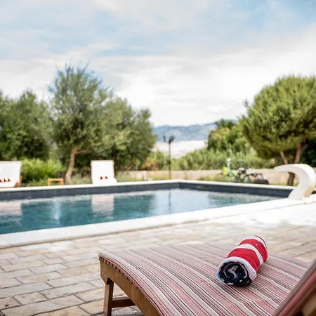 Pag Dubrava Relax With Pool * Bosana