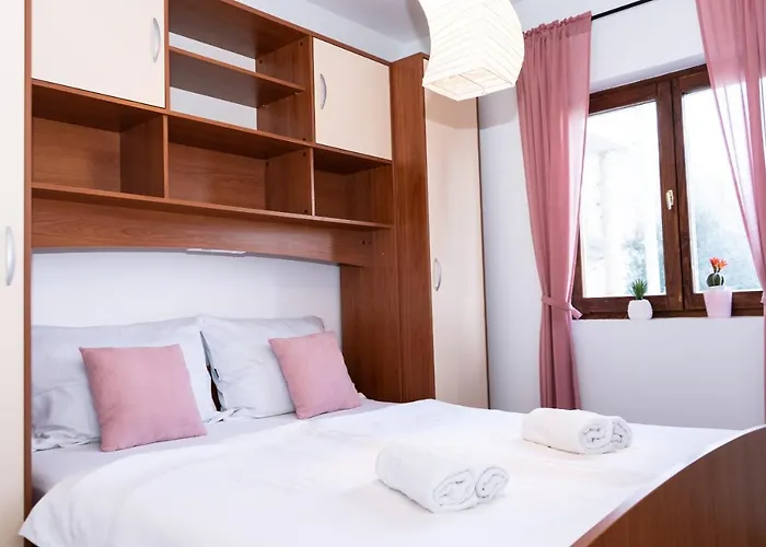 Pag Dubrava Relax With Pool *