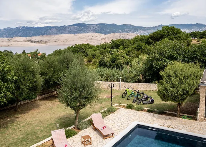 Villa Pag Dubrava Relax With Pool Bosana