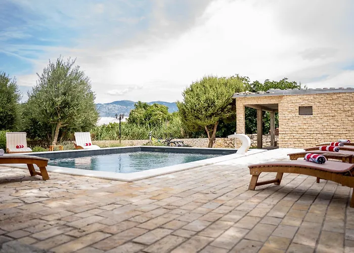 Pag Dubrava Relax With Pool