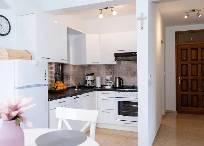 Pag Dubrava Relax With Pool