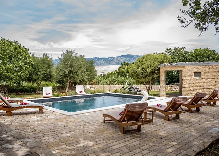 Pag Dubrava Relax With Pool Bosana